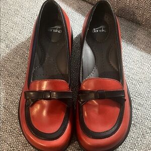 Dansko Danielle Women's Red Leather Bow Loafer Shoes